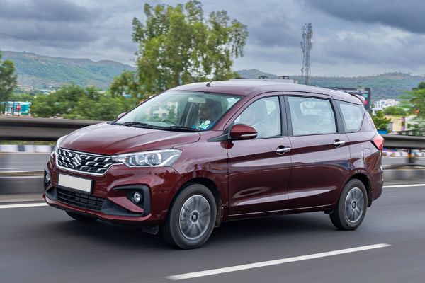 Maruti Suzuki Ertiga 2025 Review: दमदार इंजन, किफ़ायती माइलेज और 7-सीटर फैमिली कार के बेहतरीन फीचर्स Maruti Suzuki Ertiga 2025 Review: दमदार इंजन, किफ़ायती माइलेज और 7-सीटर फैमिली कार के बेहतरीन फीचर्स