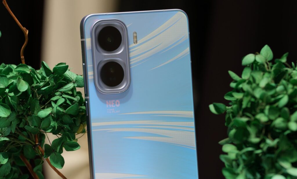 iQOO Neo 11 Camera