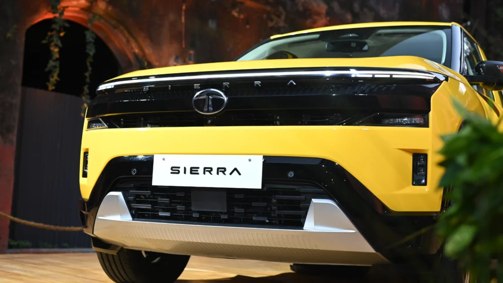 Tata Sierra की वापसी: 25 नवंबर को लॉन्च हुई Tata Sierra,क्या Cars के मार्केट मे मचा पायेगी धमाल ?