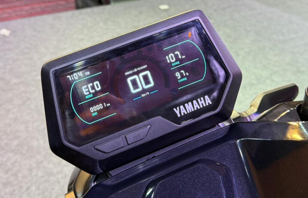 Yamaha EC 06 Display