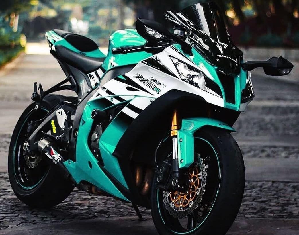 Kawasaki Ninja ZX 10R