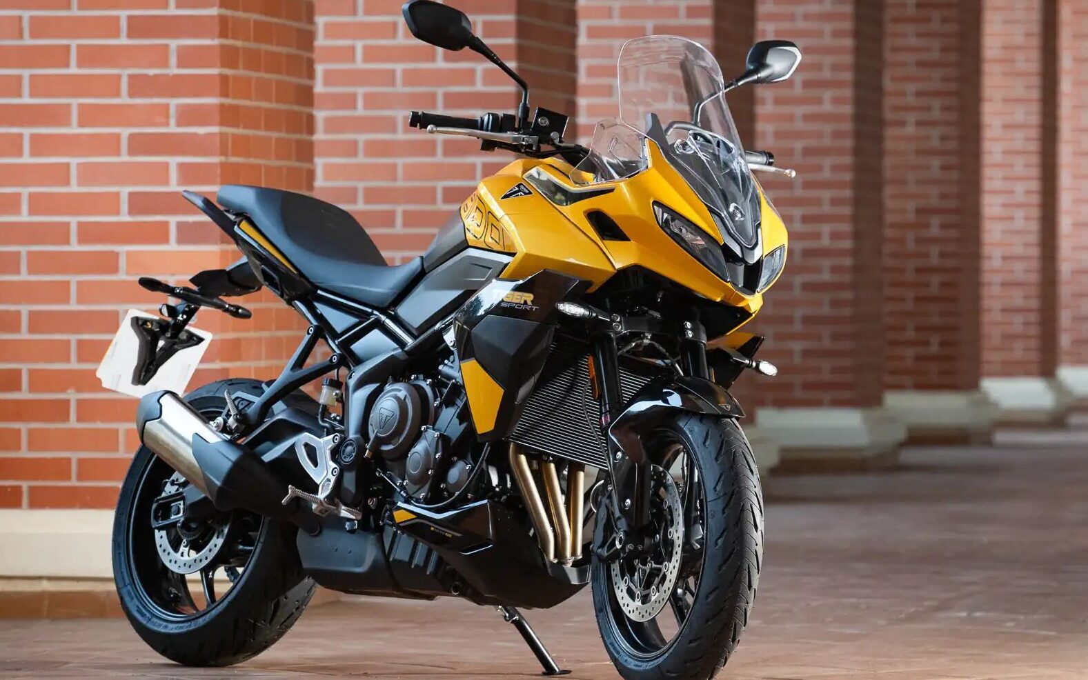 Triumph Tiger Sport 800