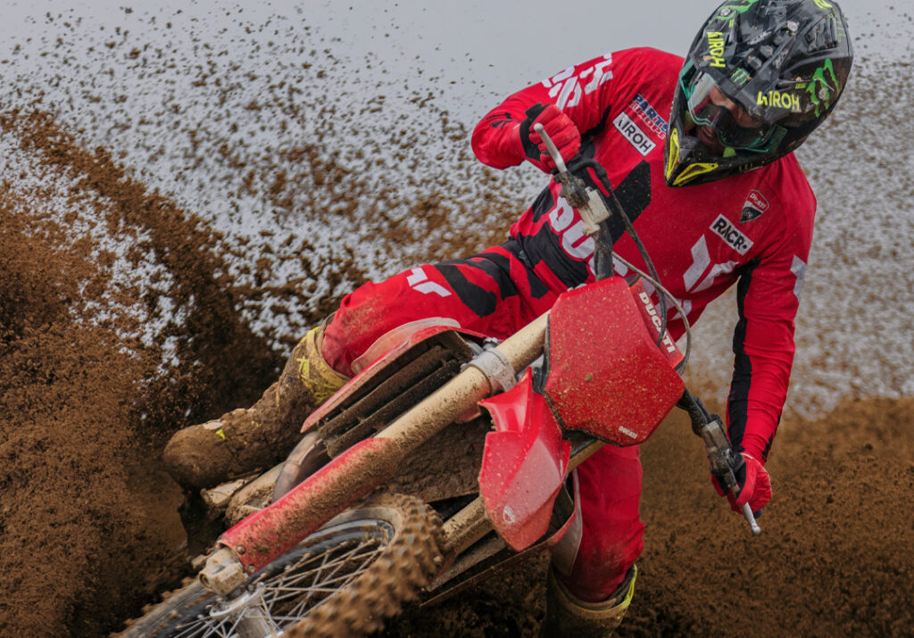 Ducati Desmo 450 MX-भारत में ISRL Season 2 Finale में किया डेब्यू,2026 में लॉन्च की तैयारी Ducati Desmo450 MX