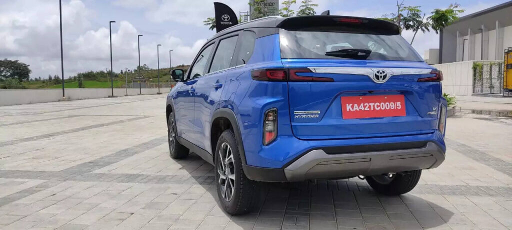 2026 Top 3 High Mileage Cars: सबसे ज्यादा ARAI Mileage के साथ यह टॉप 3 गाड़ियां देंगी 29 km/l का माइलेज़ Toyota Urban Cruiser Hyryder Strong Hybrid