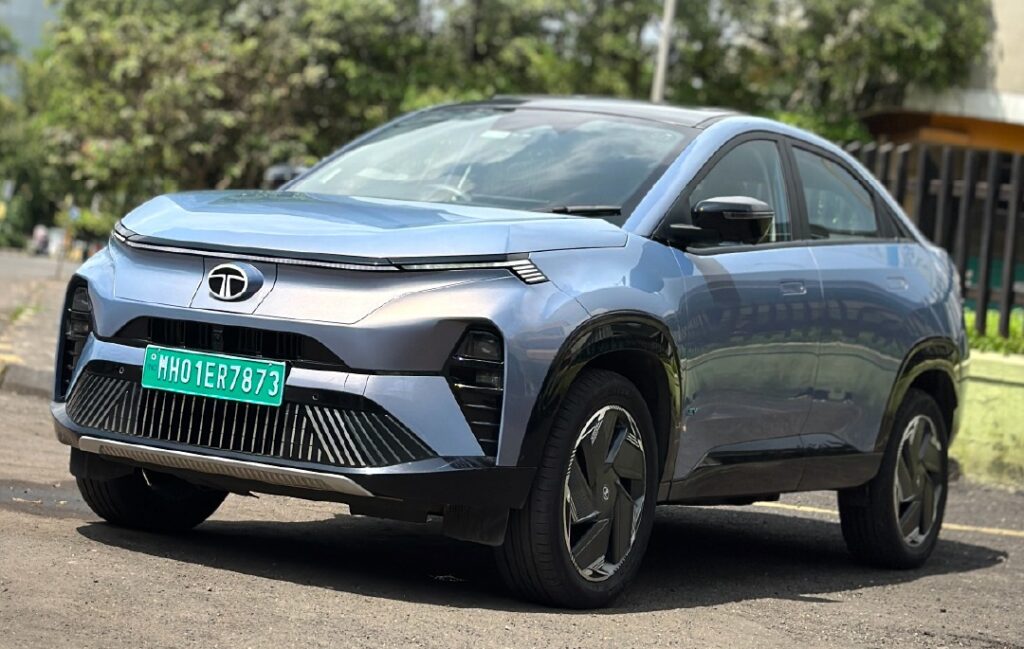 Futuristic Car To Keep You Ahead: चाहिए Future Ready Car, तो यह कार है परफेक्ट सॉल्यूशन Tata Curv EV