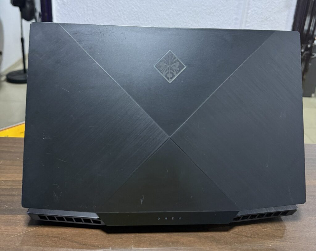 2026 में लॉन्च हो सकता है HP Omen 17 : क्या ये होगा अगली जनरेशन का अल्टीमेट गेमिंग लैपटॉप? HP Omen 17