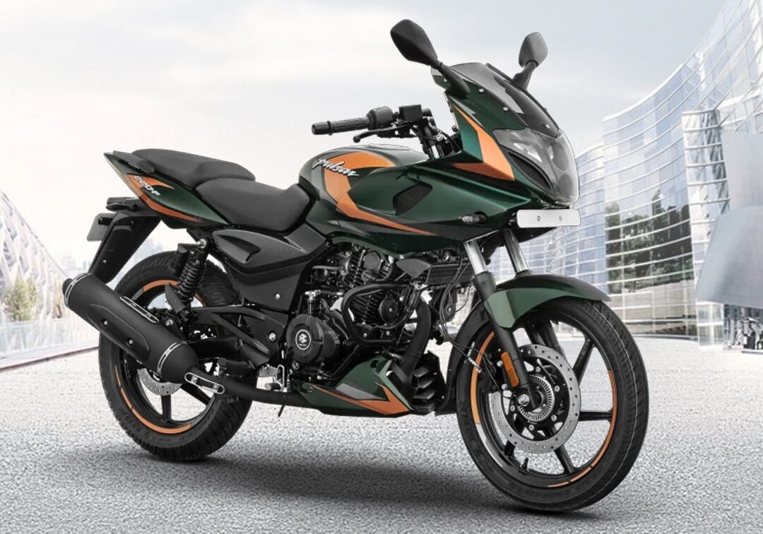 Bajaj Pulsar 220F-अब डुअल-चैनल ABS के साथ हुई लॉन्च??? bajaj pulser 220 f