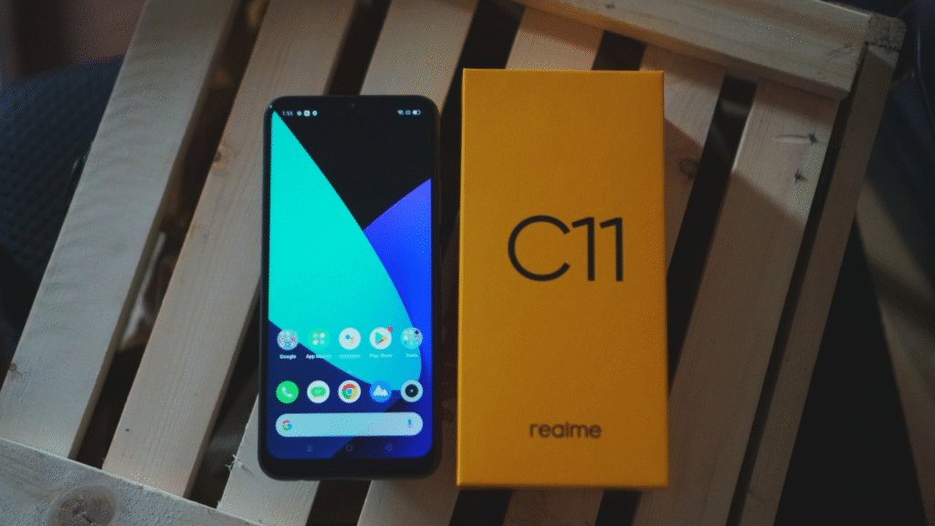 Realme C11 बना बजट यूज़र्स की पसंद: ₹6,000 में बड़ी स्क्रीन और लंबी बैटरी लाइफ Realme C11 बना बजट यूज़र्स की पसंद: ₹6,000 में बड़ी स्क्रीन और लंबी बैटरी लाइफ