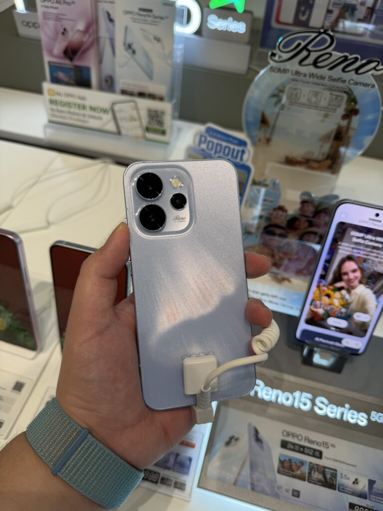 OPPO Reno 15 5G: प्रीमियम कैमरा और दमदार परफॉर्मेंस के साथ नया 5G स्मार्टफोन