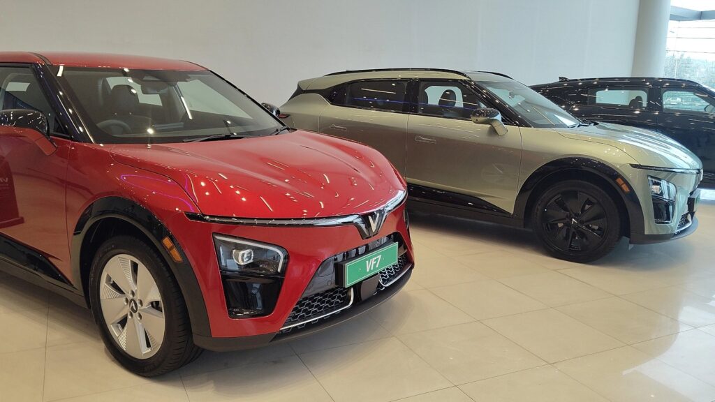 Vinfast VF7