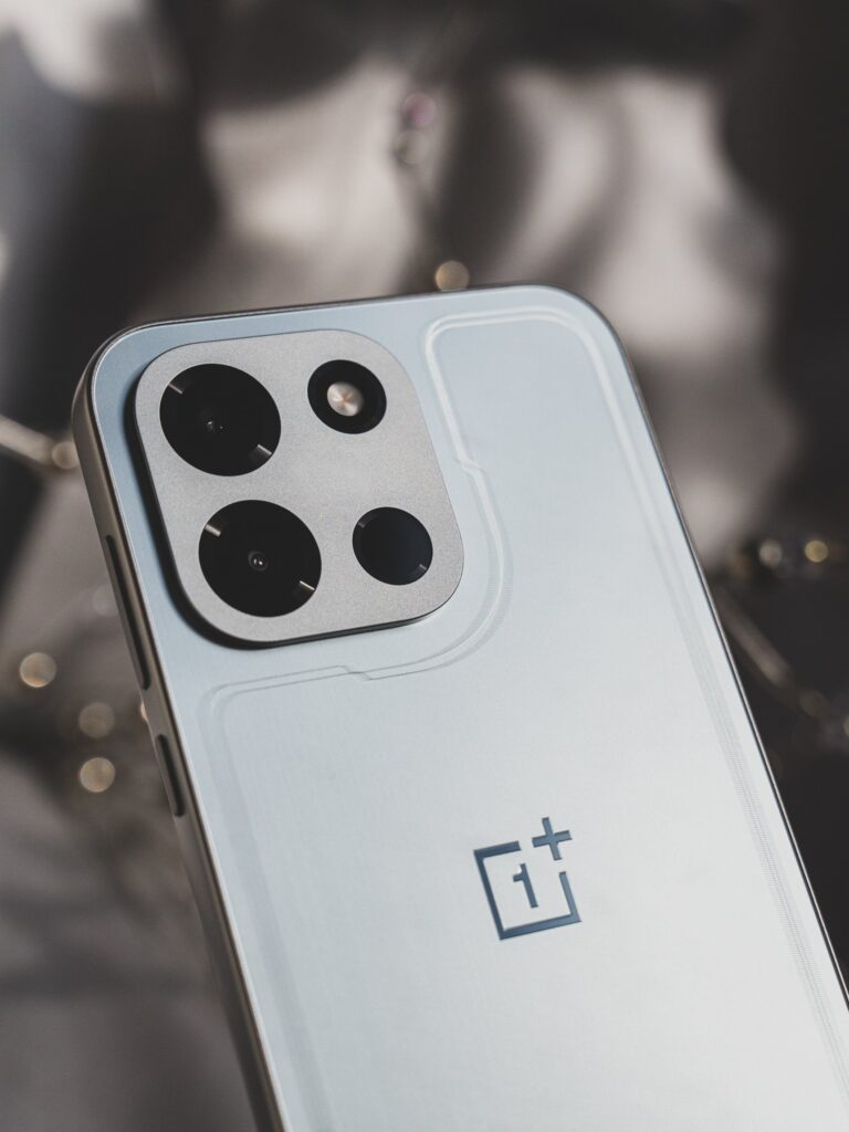 OnePlus Turbo 6 बन सकता है 2026 का सबसे तेज OnePlus फोन – जानिए पूरी डिटेल OnePlus Turbo 6