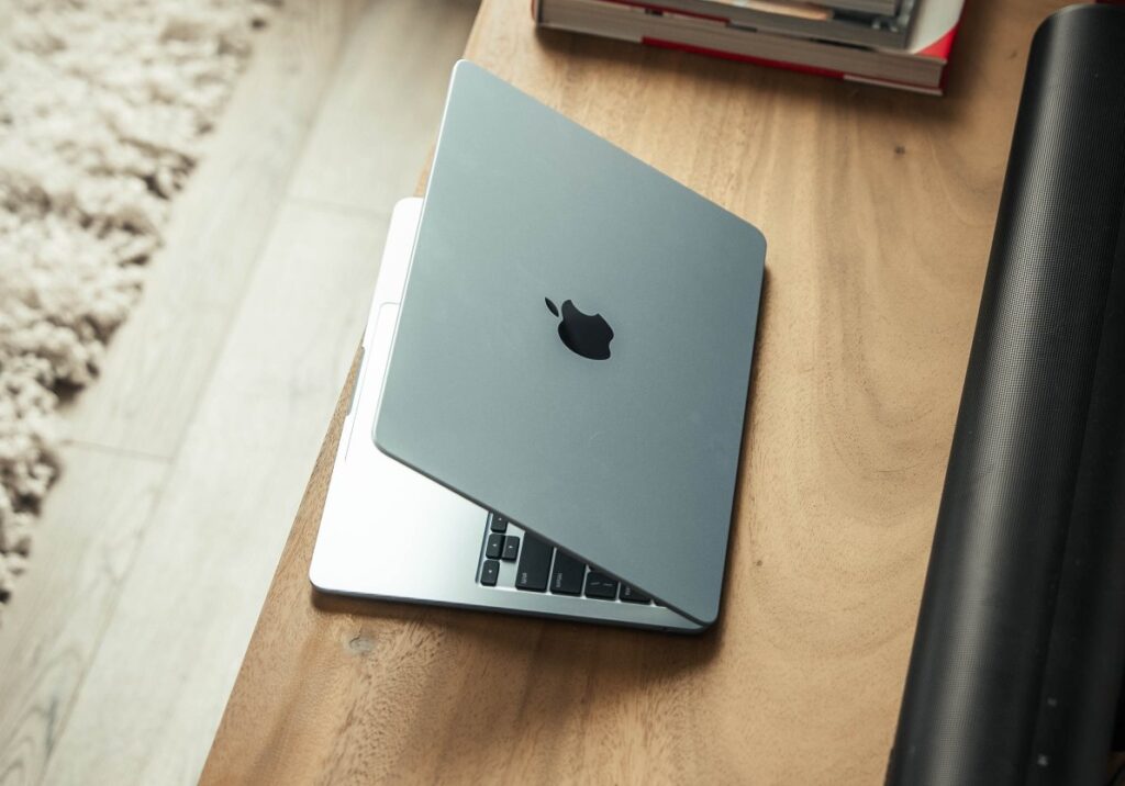 MacBook Air M4