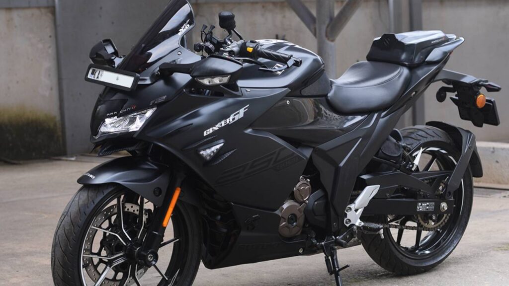 Suzuki Gixxer SF 250 और Gixxer 250: नए रंगों के साथ हुई लॉन्च