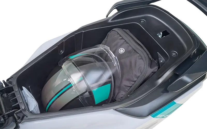 Yamaha EC-06 इलेक्ट्रिक स्कूटर भारत में लॉन्च: ₹1.68 लाख में 169 किमी रेंज और 79 किमी/घंटा टॉप स्पीड Yamaha EC-06